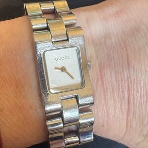 GUCCI-Womens  2305 L Stainless Steel Watch